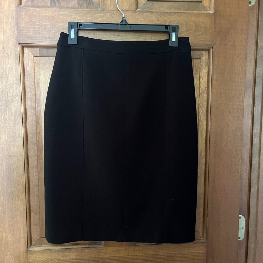 Halogen Black Pencil Skirt — Sleek Office Staple